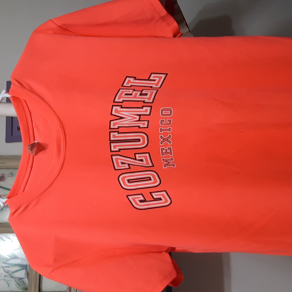Mens Shirt Sz Medium Tshirt short sleeve MEXICO Florescent Crew Neck  b45